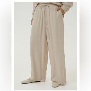 Sage the Label oyster cream write poetry tie waist satin Wide-Leg Pants small